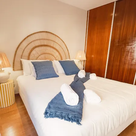 Ocean Breeze - Do Conde Apartment *